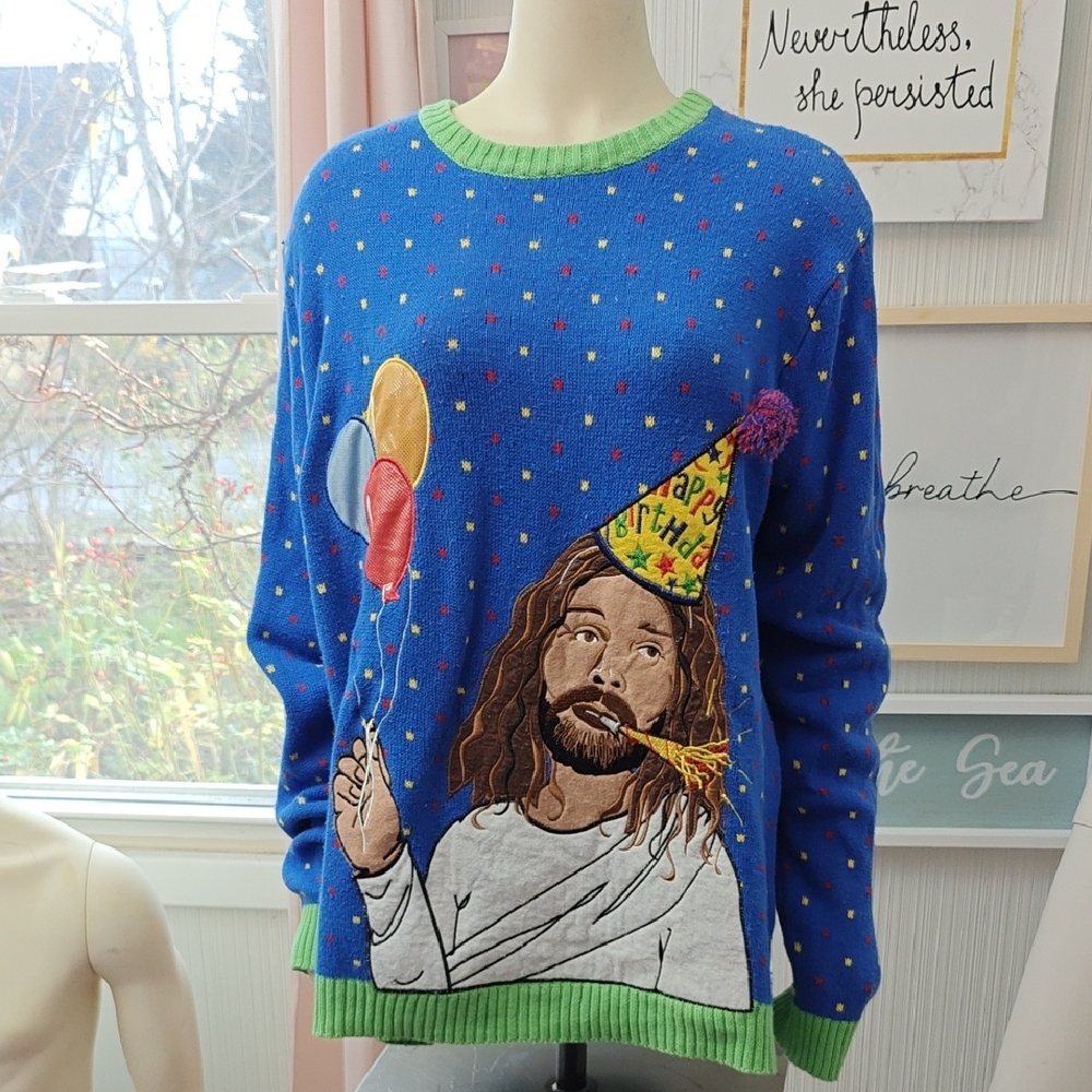 32 Degrees Blue Graphic Crewneck Sweater